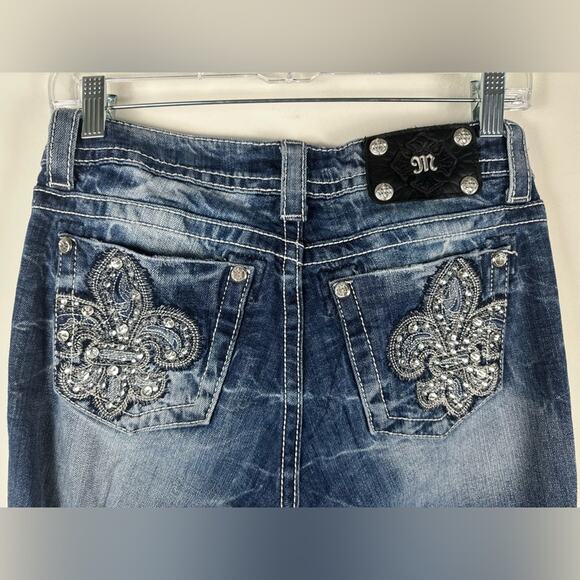 MISS ME Easy Skinny Size 27 Fleur De Lis Embellished Pocket Replacement Button - Picture 1 of 6